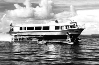 Bolivia Arrow Hydrofoil Photo